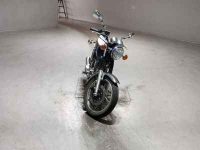 Yamaha SR400 2021