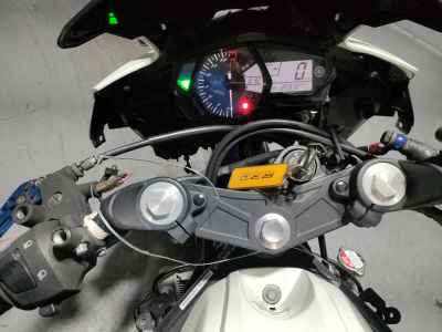 Yamaha YZF-R25