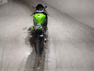 Kawasaki Ninja ZX-6R 2021