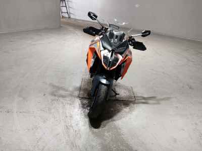 KTM 1290 Super Duke GT