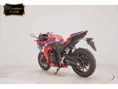 Honda CBR400R 2024