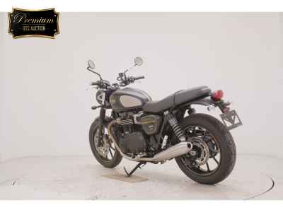 Triumph Street Twin 2021