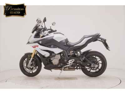 BMW S1000XR 2016