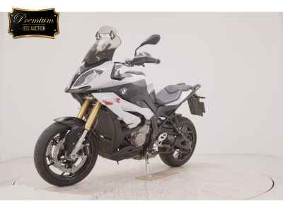 BMW S1000XR 2016