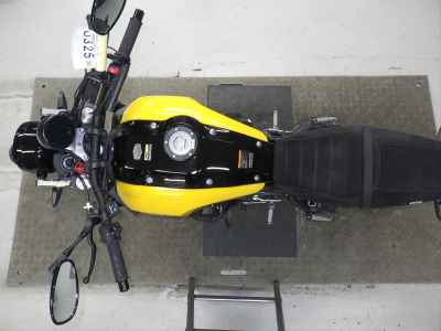 Yamaha XSR900 2016