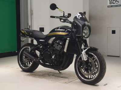 Kawasaki Z900RS 2021