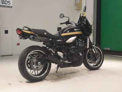 Kawasaki Z900RS 2021