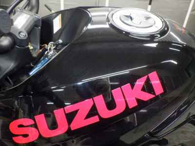 Suzuki GSX-S1000S Katana 2021