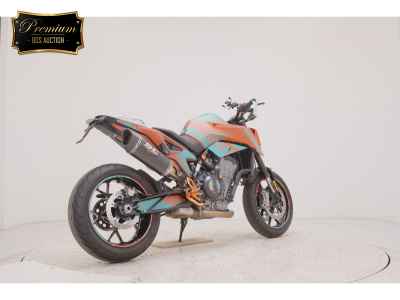 KTM 790 Duke 2023