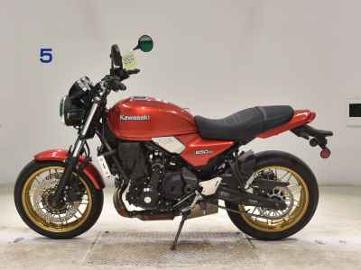 Kawasaki Z650RS 2024
