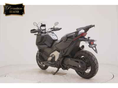 Honda X-Adv 750 2024