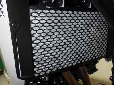 Honda CB400SFV Boldor 2025