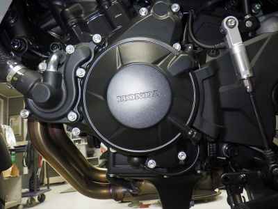 Honda CB400SFV Boldor 2025