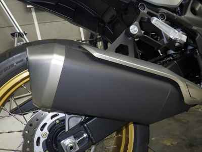 Honda CB400SFV Boldor 2025