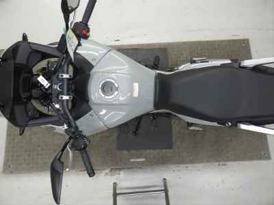 Honda CB400SFV Boldor 2025