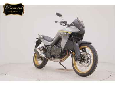 Honda CB400SFV Boldor 2025