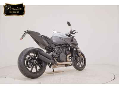 KTM 1290 Super Duke R 2026