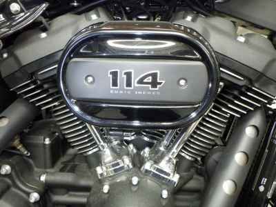 Harley-Davidson Street Bob FXBBS1870 2022