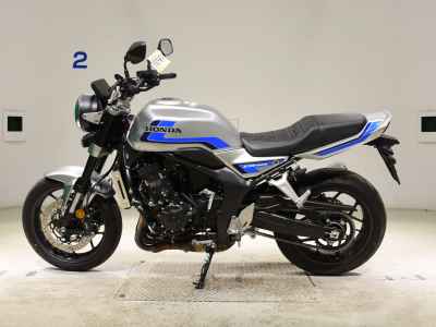 Honda CB1000F 2025