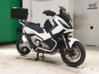 Honda X-Adv 750 2025