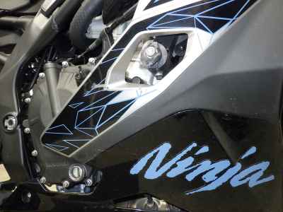 Kawasaki Ninja ZX-25R KRT Edition 2024