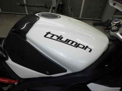 Triumph Daytona 675R 2011