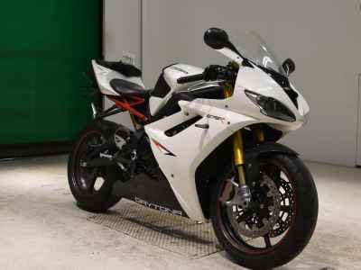 Triumph Daytona 675R 2011