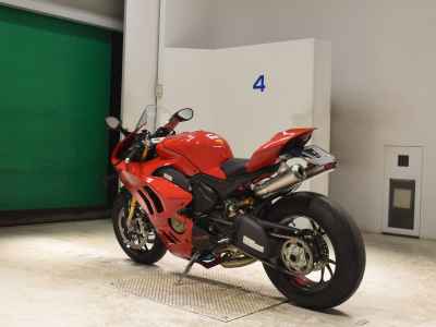 Ducati Panigale V4S