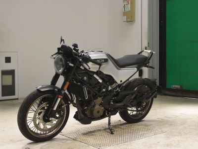 Husqvarna Svartpilen 401 2021