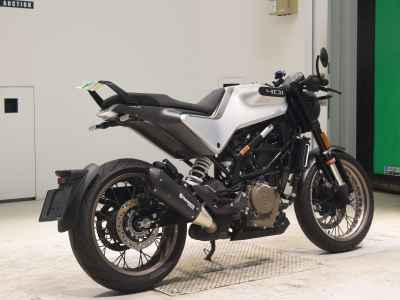 Husqvarna Svartpilen 401 2021