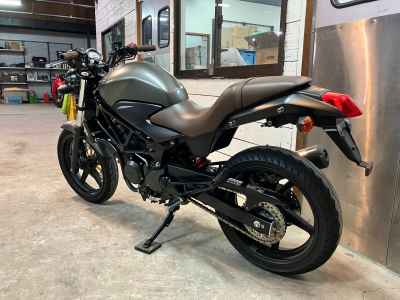 Honda VTR250 2017