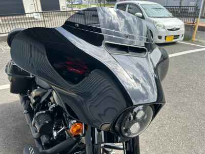 Harley-Davidson FLHXST 2023