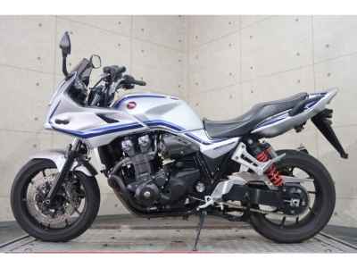 Honda CB1300 Super Boldor 2023