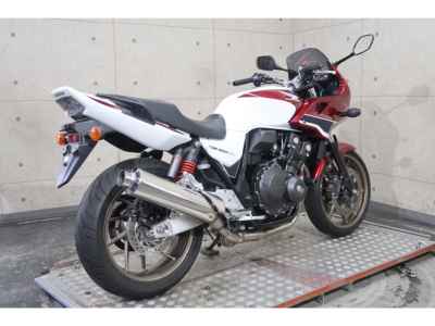 Honda CB400 Super Boldor 2017