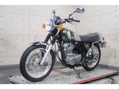 Yamaha SR400 2020