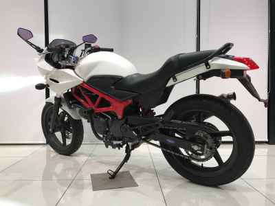 Honda VTR250F 2013