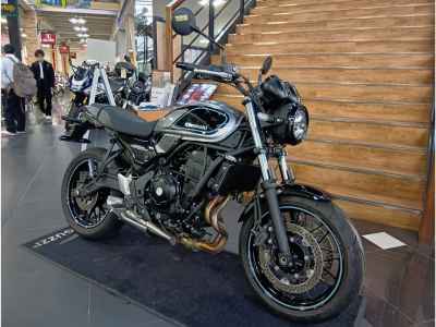 Kawasaki Z650RS 2024