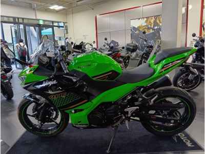 Kawasaki Ninja 400 KRT Edition 2020