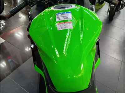 Kawasaki Ninja 400 KRT Edition 2020