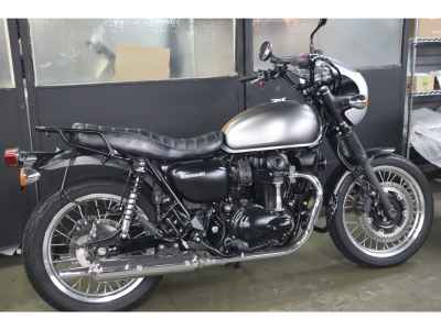 Kawasaki W800 2021