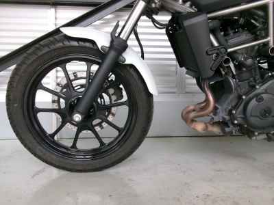 Kawasaki Eliminator 400 2023