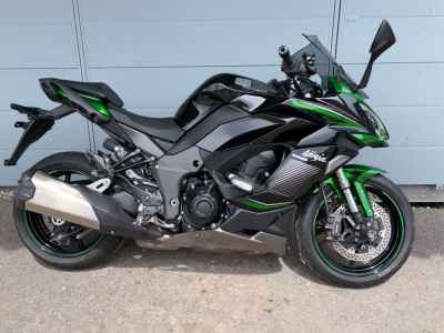 Kawasaki Ninja 1000SX 2023