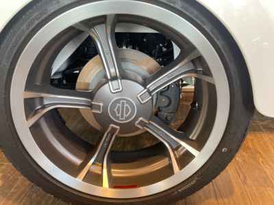 Harley-Davidson Electra Glide FLHTKSE1920 2020