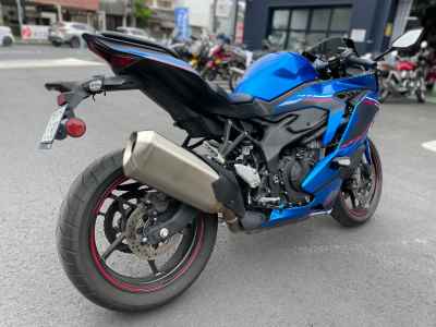 Kawasaki Ninja ZX-4R SE 2023