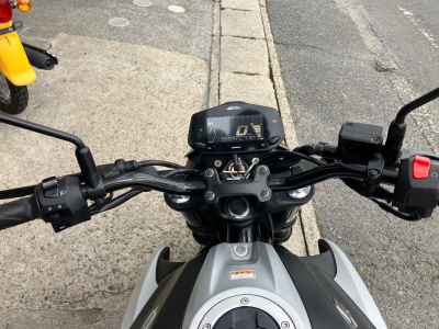 Suzuki GSX250 Katana