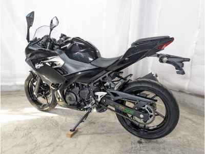 Kawasaki Ninja 400 2021