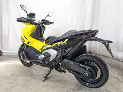 Honda X-Adv 750 2025