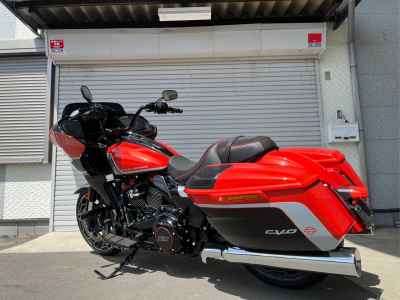 Harley-Davidson Road Glide FLTRXSE1923 CVO 2025