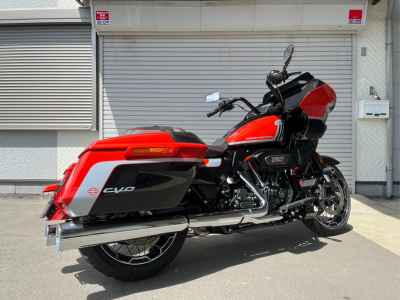 Harley-Davidson Road Glide FLTRXSE1923 CVO 2025