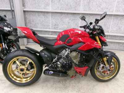 Ducati Streetfighter V4S 2021